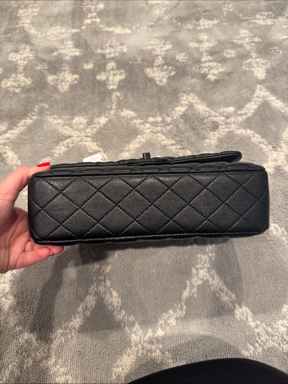 CHANEL style black on black small classic flap - Picture 3 of 12